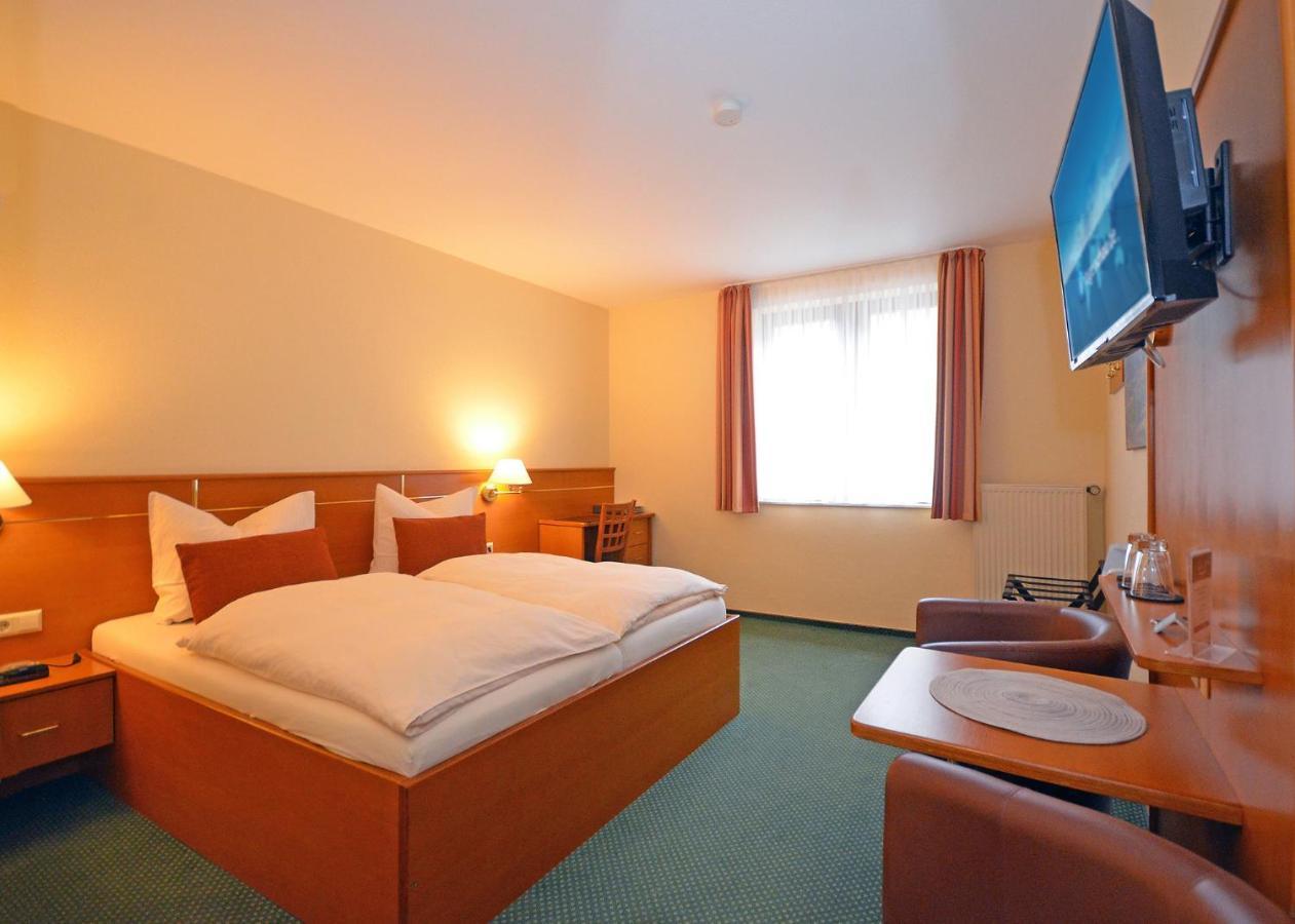 Hotel Burgfrieden バイルシュタイン エクステリア 写真