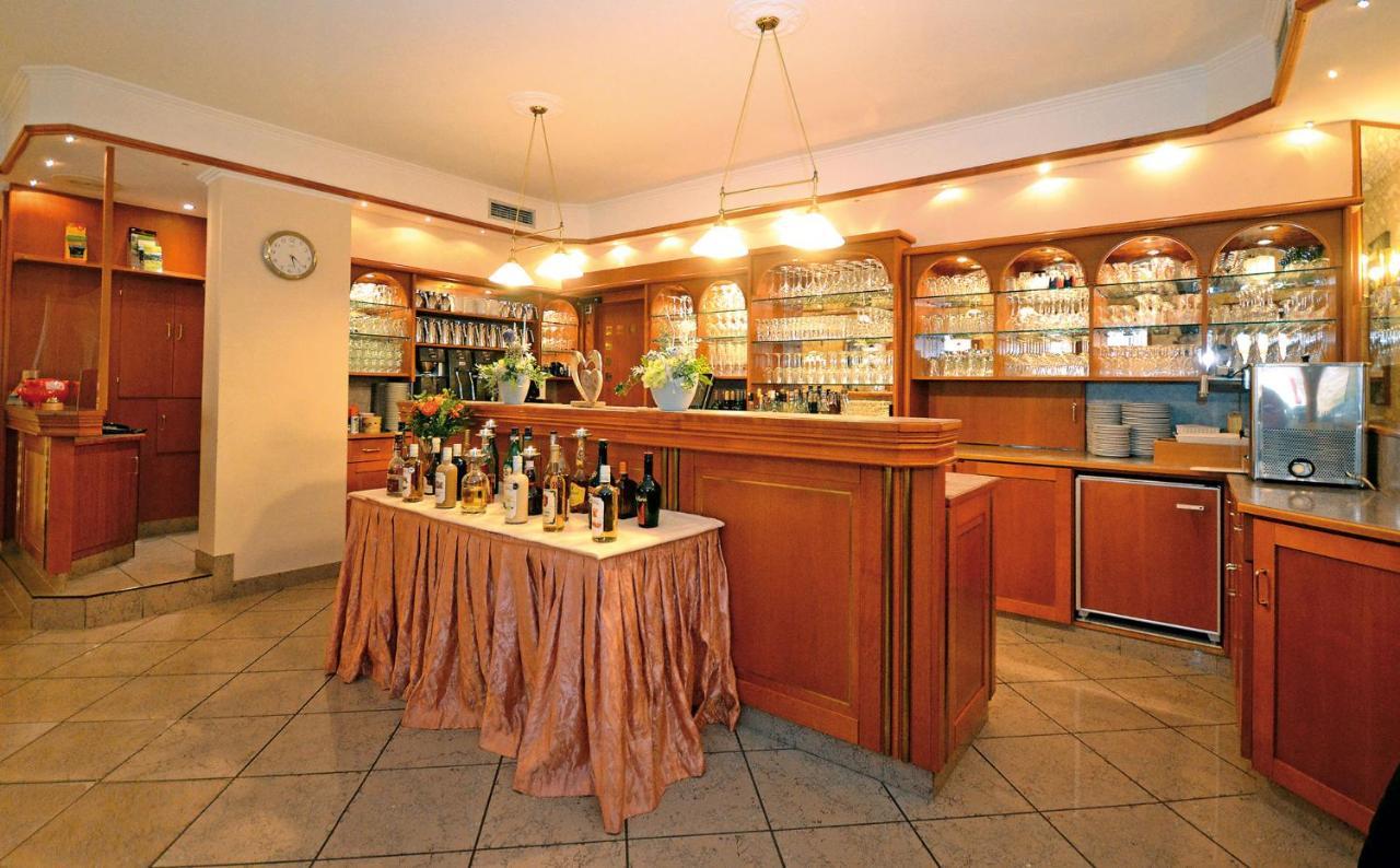 Hotel Burgfrieden バイルシュタイン エクステリア 写真