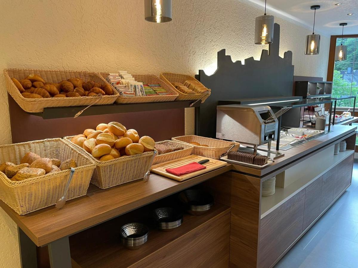 Hotel Burgfrieden バイルシュタイン エクステリア 写真