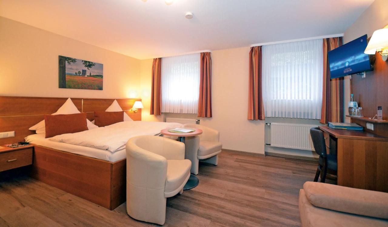 Hotel Burgfrieden バイルシュタイン エクステリア 写真