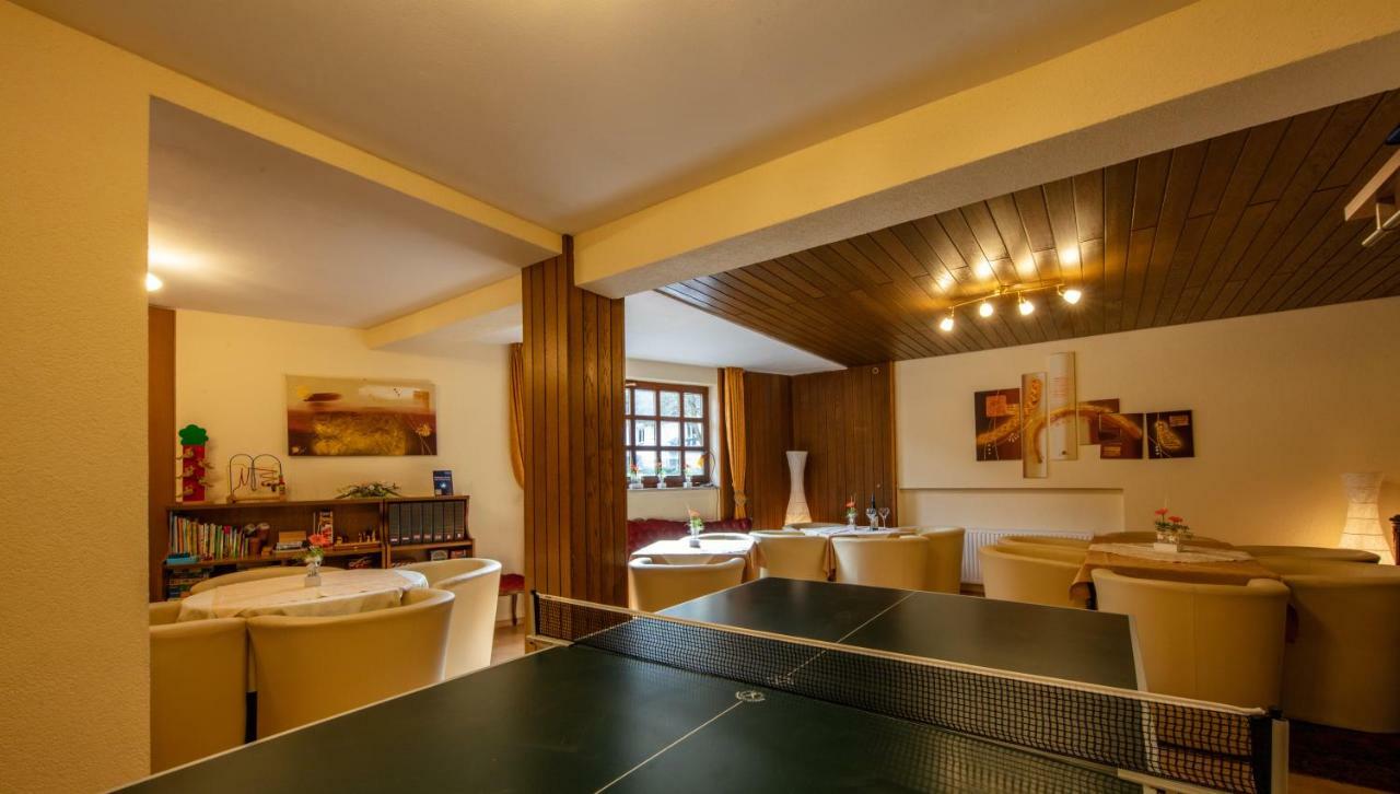 Hotel Burgfrieden バイルシュタイン エクステリア 写真