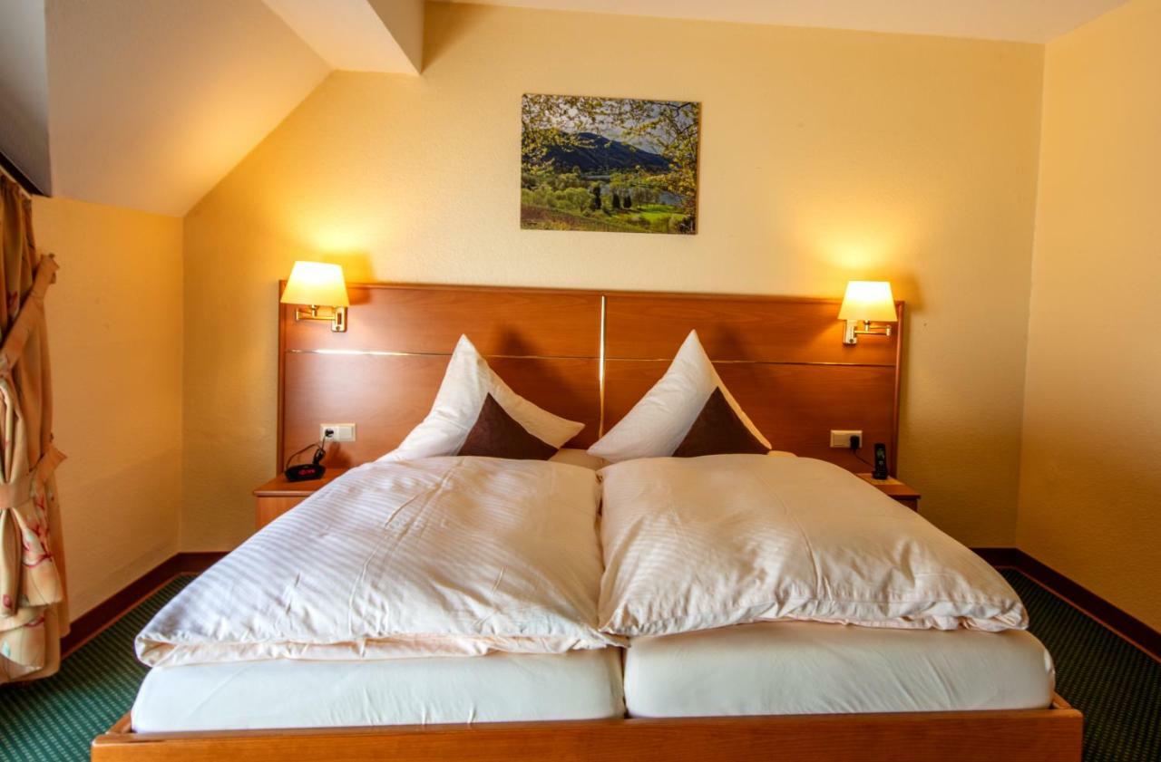 Hotel Burgfrieden バイルシュタイン エクステリア 写真
